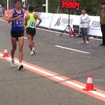 Men - 50 km - Yu Wei in crisi poco prima dell'arrivo all'ultimo giro