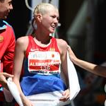 Women - 20 km - Elmira Alembekova congratulate by Eleonora Giorgi (by Philipp Pohle - GER)