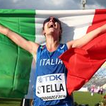 Women: Stella celebrates silver medal