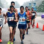 Men U20 10km: leading pack